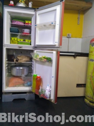 196L Conion Refrigerator